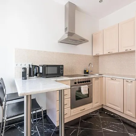 Appartamento Old Town - Demini *